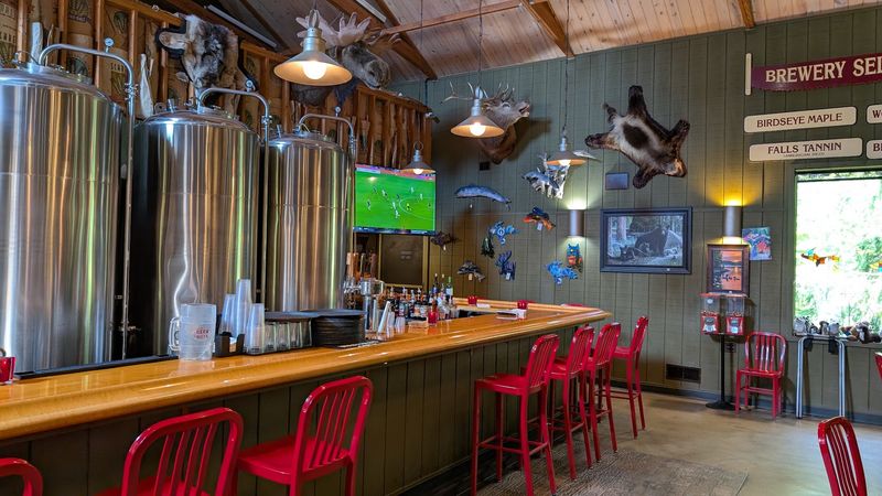 Tahquamenon Falls Brewery & Pub