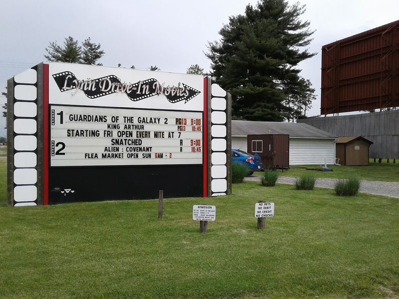 Lynn Drive-In Movie Theatre, Strasburg, Ohio