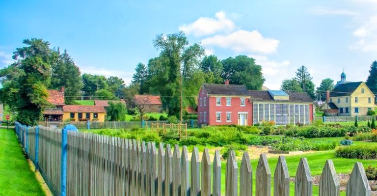 These Ohio Small Towns Feel Extra Charming Around Easter