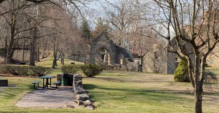 These Pennsylvania Stone Ruins Are Hidden In A 59-Acre Park And Look Absolutely Stunning