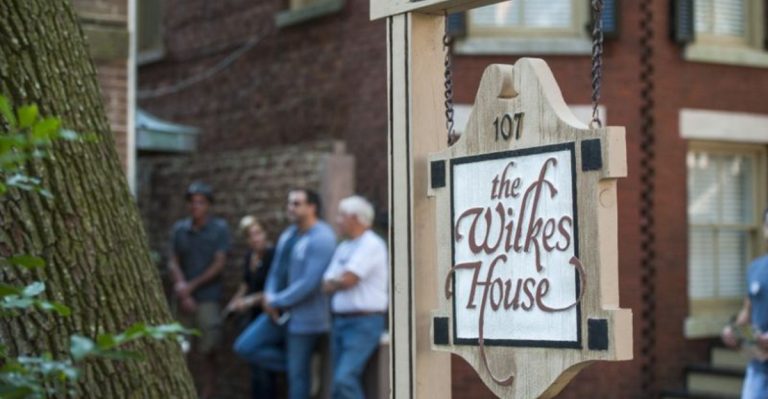 These Soul Food Spots In Savannah, Georgia Feel Just Like Home