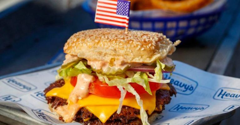 These South Carolina Burger Spots Are So Popular, The Lines Never Seem To End