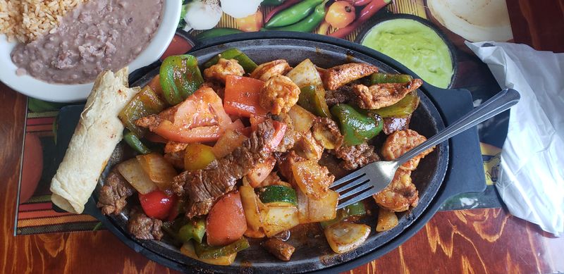 The Combo Plates Offer Variety Without the Decision Paralysis