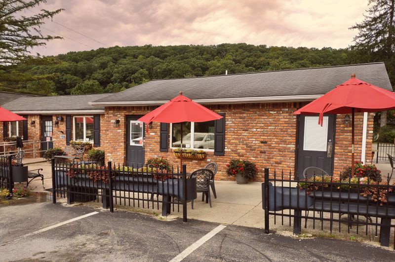 The Lines Move Fast Despite the Crowds