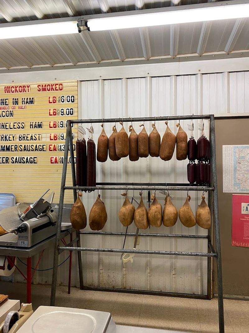 A No Frills Counter That Feels Frozen In Time