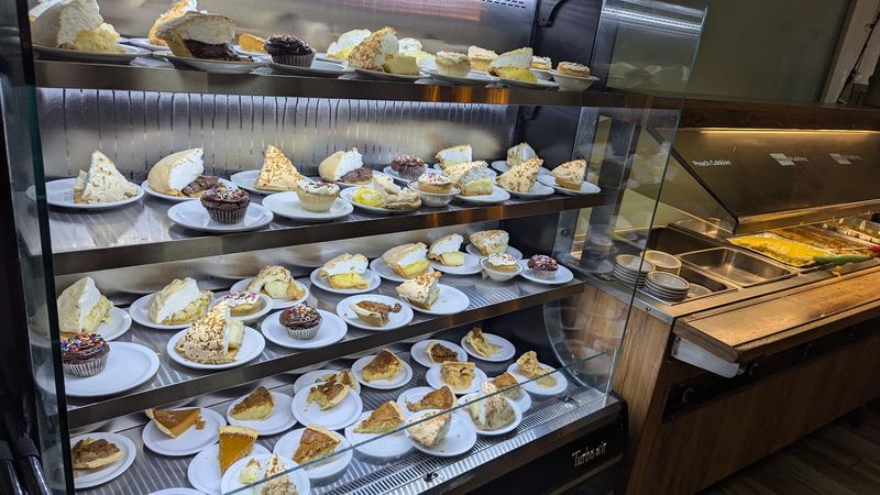 Thirteen Kinds Of Homemade Pie That Will Rearrange Your Priorities