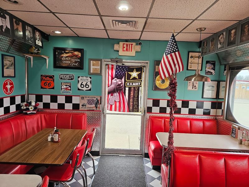 A Diner That Feels Frozen in the Best Possible Decade