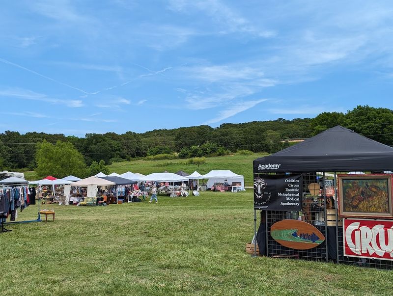 Sprawling Outdoor Market Across 35 Acres