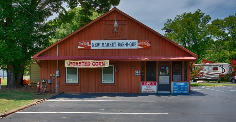 This Alabama Restaurant Shuts Down Early Because Everything Sells Out Nightly