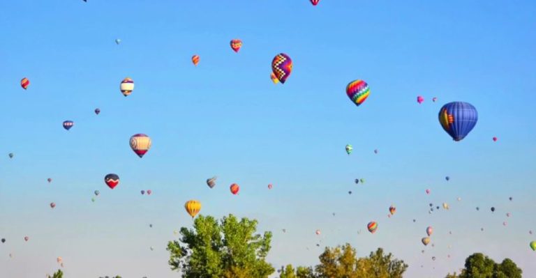 This Albuquerque, New Mexico Festival Turns The Sky Into A Sea Of Hot Air Balloons