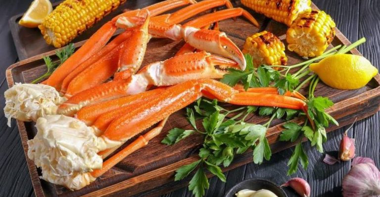 This All-You-Can-Eat Buffet In New York Is So Good, Locals Call It A Tradition