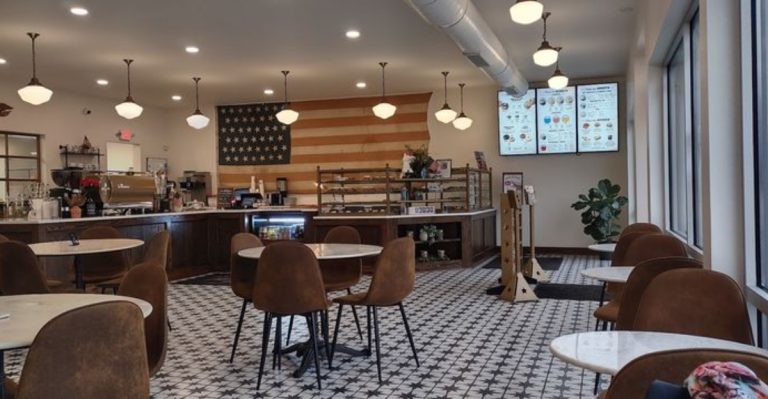 This Altoona, Pennsylvania Bakery’s Pastries Vanish From The Display Case Fast