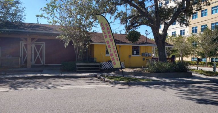 This Amish Grocery Store In Florida Has Homemade Sandwiches That Are Truly Unforgettable