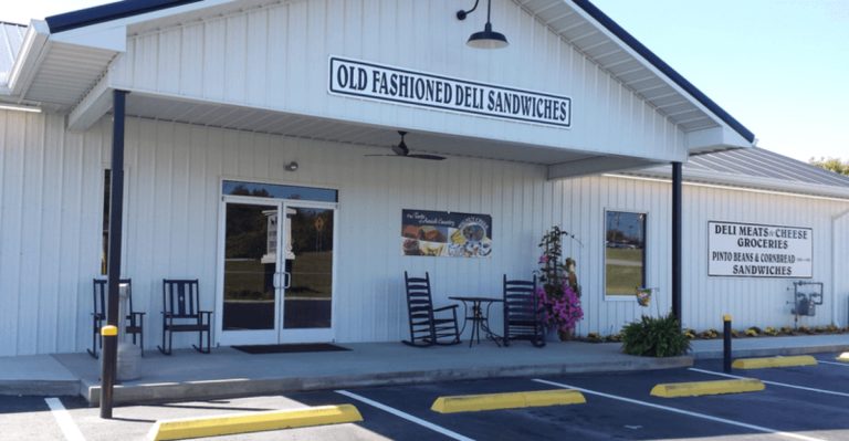 This Amish Grocery Store In Kentucky Has Homemade Sandwiches People Talk About For Days