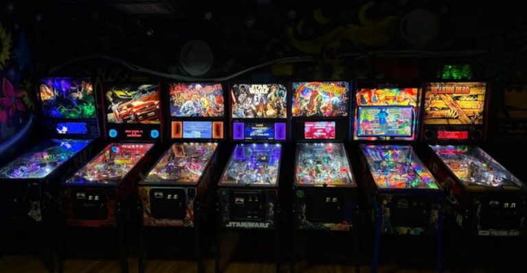 This Arcade Bar In Colorado Is A Paradise For Vintage Game Lovers