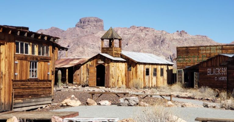 This Arizona Mining Town Is So Perfectly Preserved, It’s Like People Just Walked Away