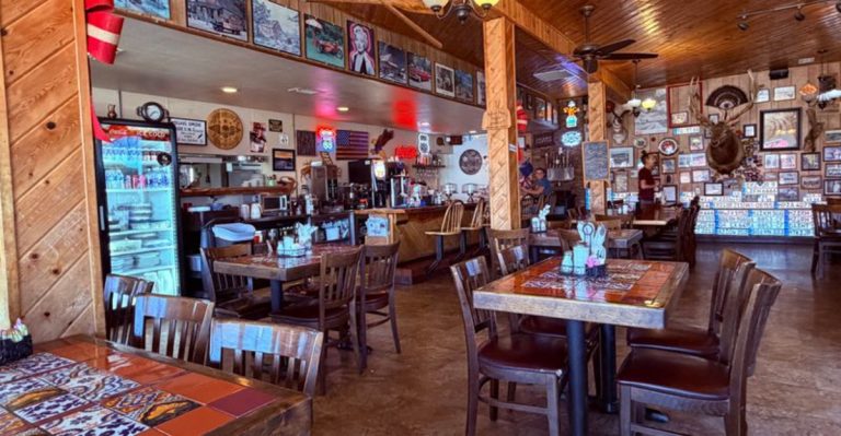 This Arizona Restaurant Blends German Comfort Food With Classic Route 66 Charm
