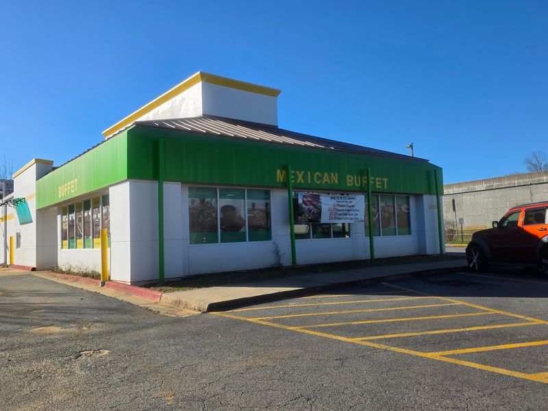 This Arkansas Mexican Buffet Serves Unlimited Flavor