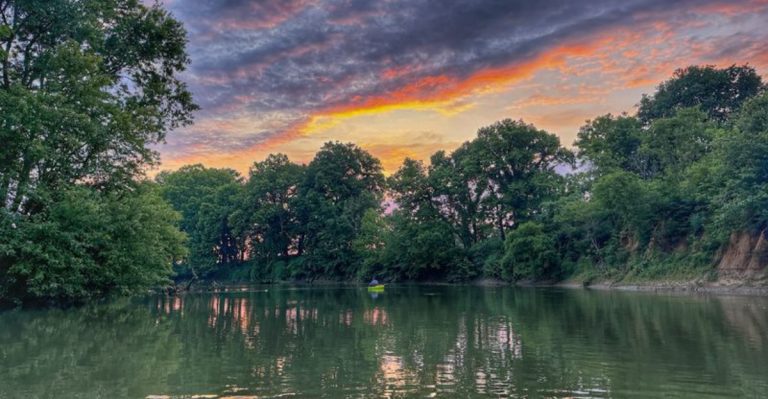 This Arkansas River Town Makes A Perfect Quiet Escape In July