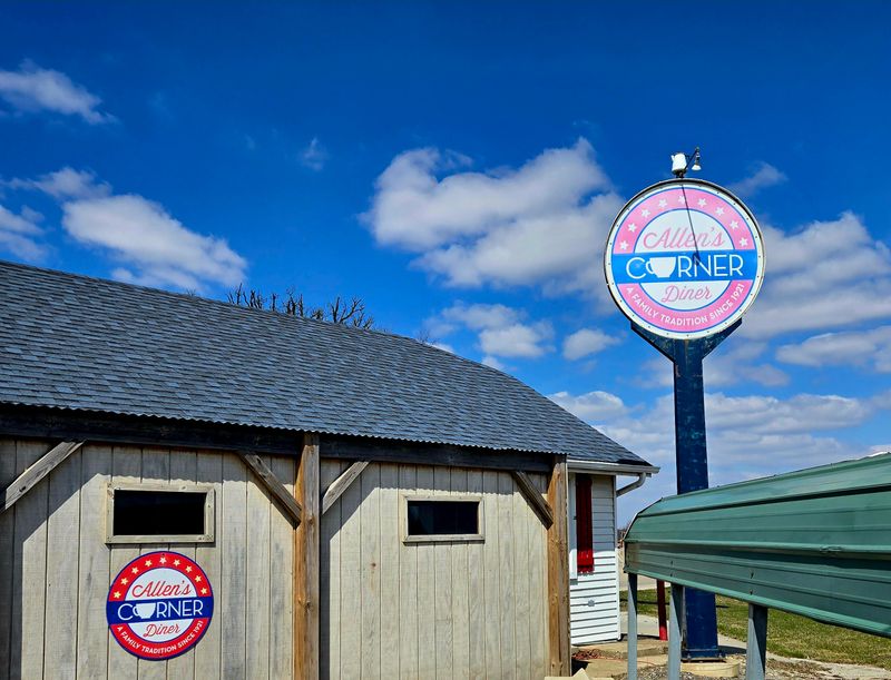 A Barn-Shaped Beauty With Small Town Soul