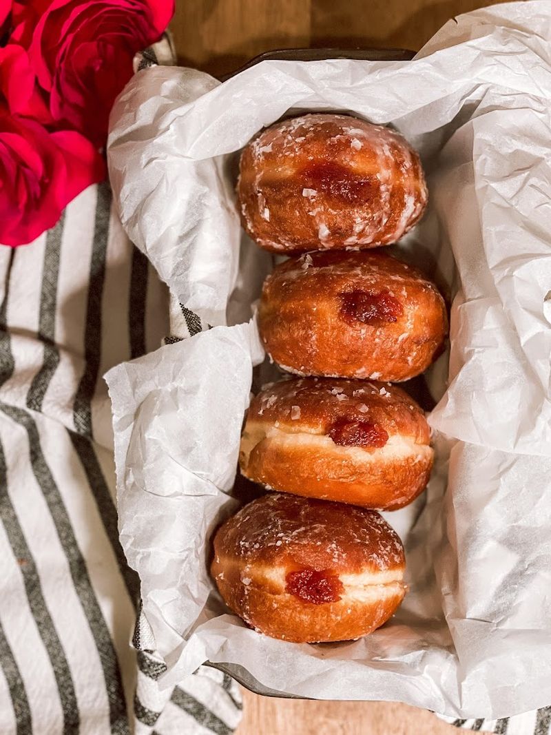 Pączki, The 500-Year-Old Doughnut