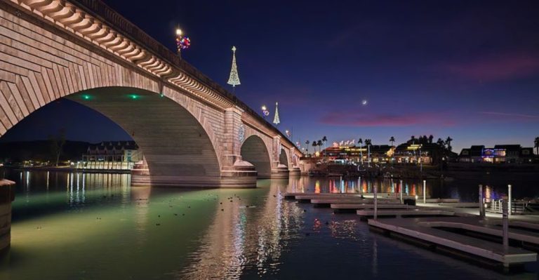 This Bridge In Lake Havasu City, Arizona Feels Like A Strange Piece Of London Dropped In The Desert