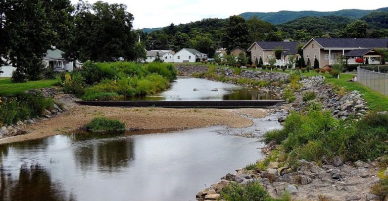 This Charming West Virginia Town Is Perfect When You Need To Unplug