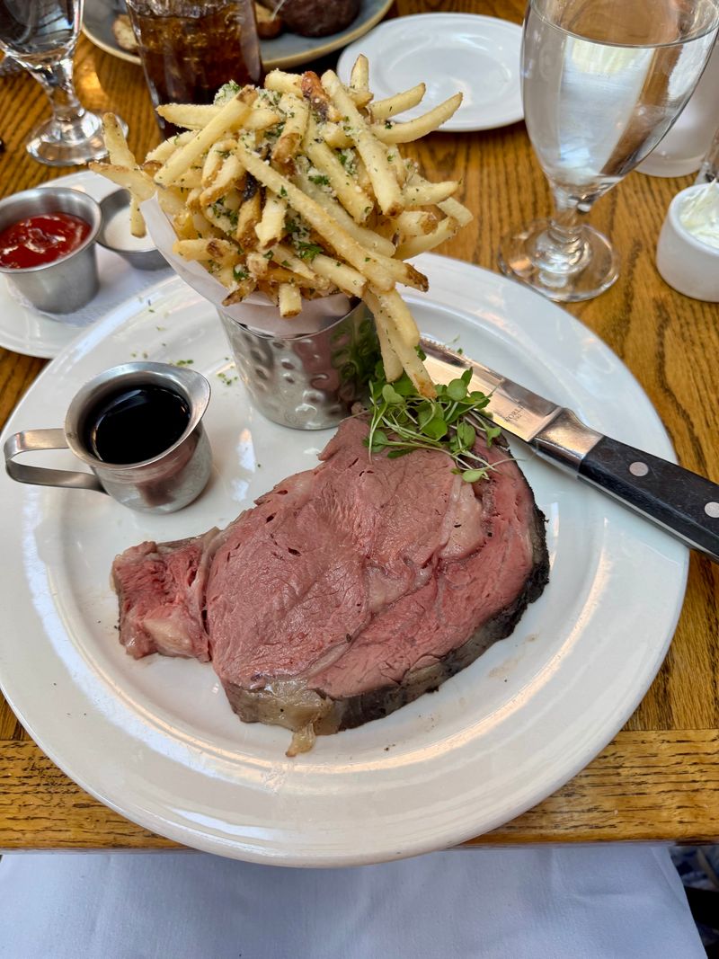 The Decision That Makes Itself