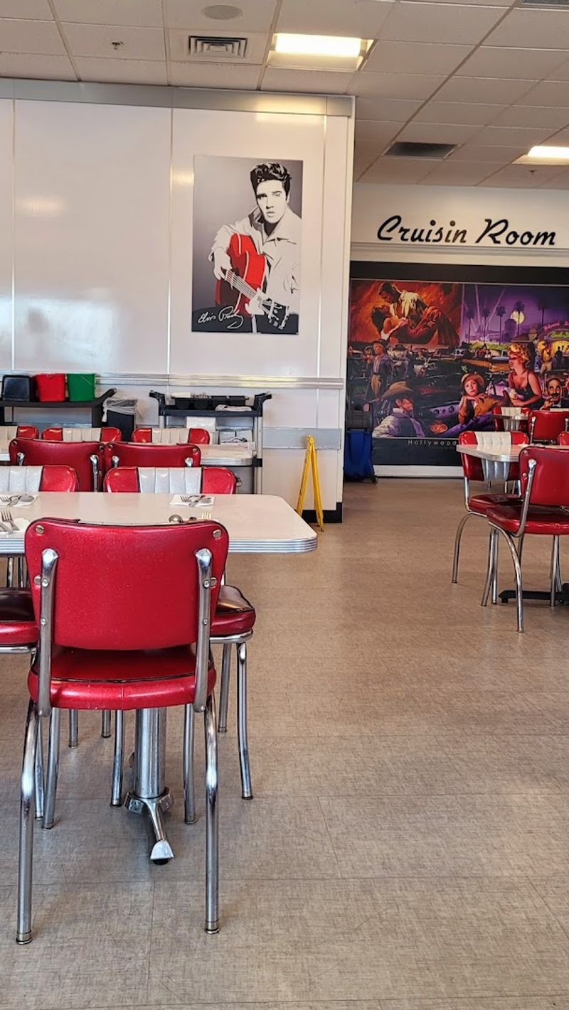 Why Great Scotts Still Feels Like A True Colorado Diner