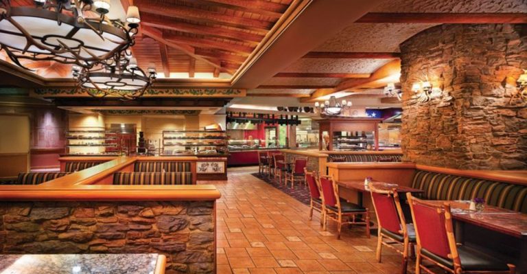 This Colorado Seafood Buffet Serves Crab Mountain Locals Promise Is Worth The Trip