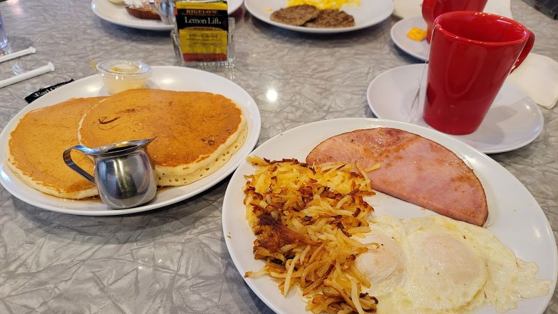 A Classic Ohio Diner Worth Knowing About