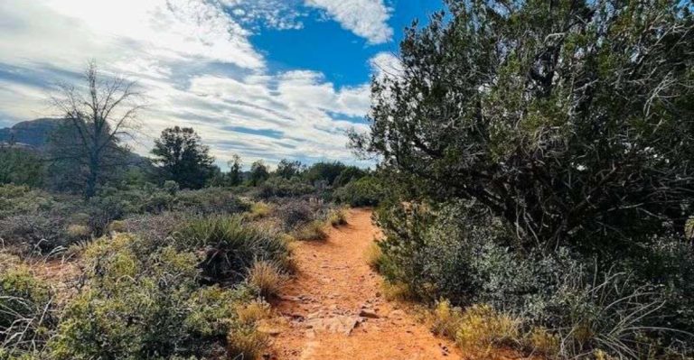 This Easy Trail In Sedona Might Just Be The Secret to Arizona’s Most Stunning Views