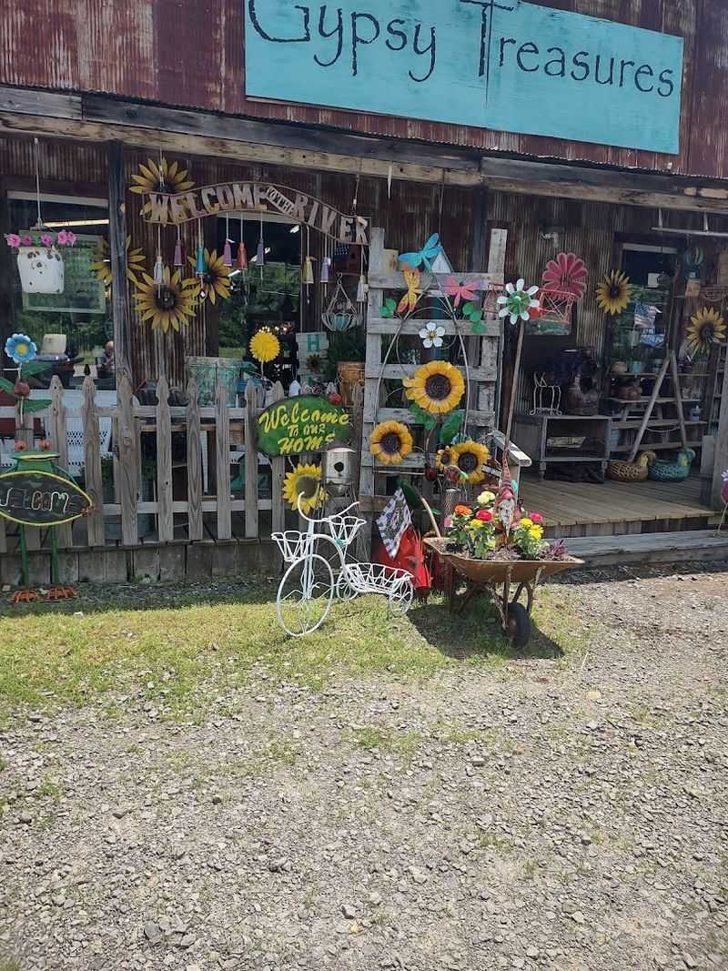 Whimsical Storefront With Sculptural Surprises Out Front