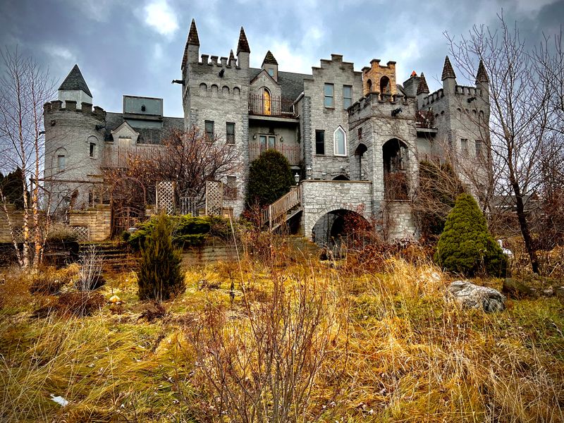 RavenStone Castle - 4504 Illinois Route 23, Harvard, IL 60033