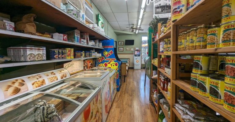 This Family-Owned Pennsylvania Market Serves Homemade Sandwiches Worth A May Road Trip