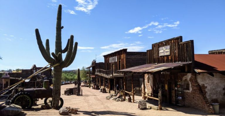 This Famous Ghost Town In Arizona Will Instantly Transport You To The Wild West