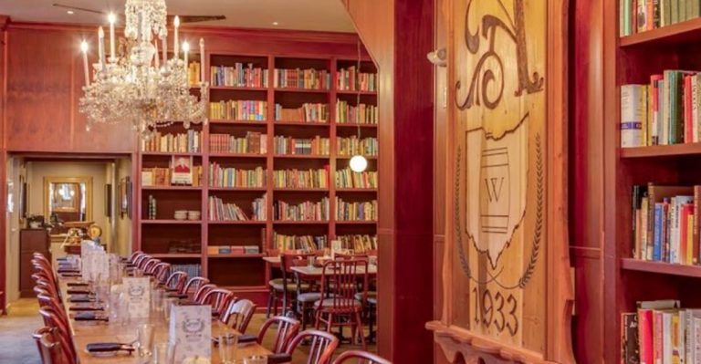 This Fascinating Restaurant In Ohio Serves Creative Drinks From Books, And It’s Not Just Bookworms Who Are Obsessed