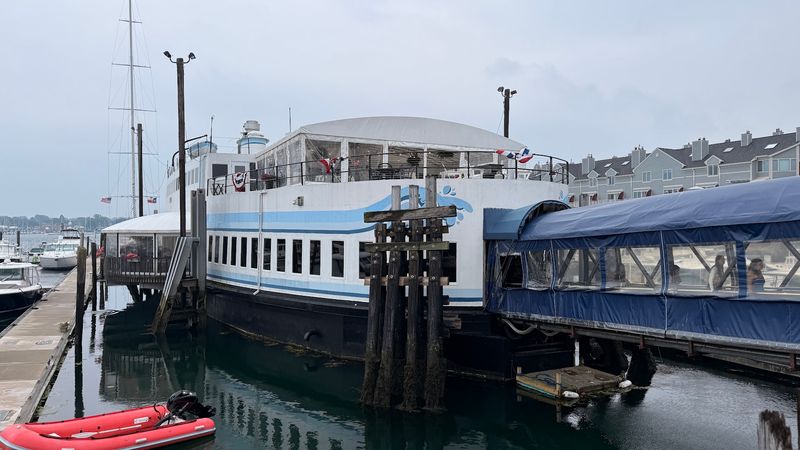 This Floating Dining Room Started Life As The New York This Floating Dining Room Started Life As The New York