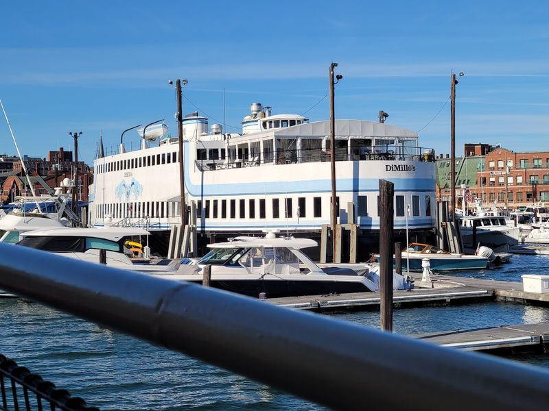 A Restaurant That Actually Floats On The Water