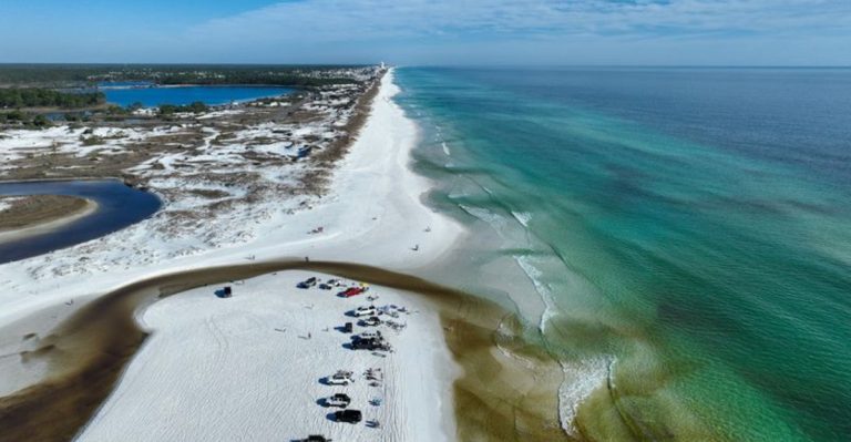 This Florida Beach Park Is So Stunning, It Will Make You Forget All Your Stress