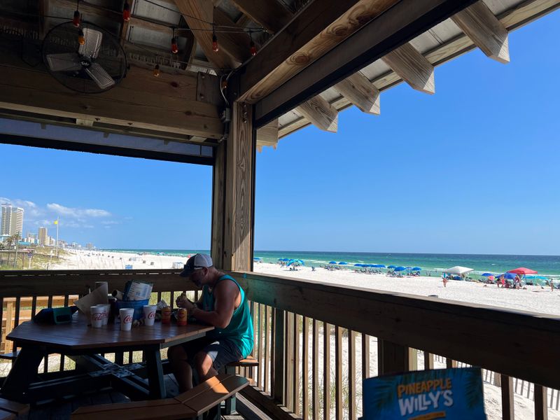 Beachfront Scoops That Never Hibernate