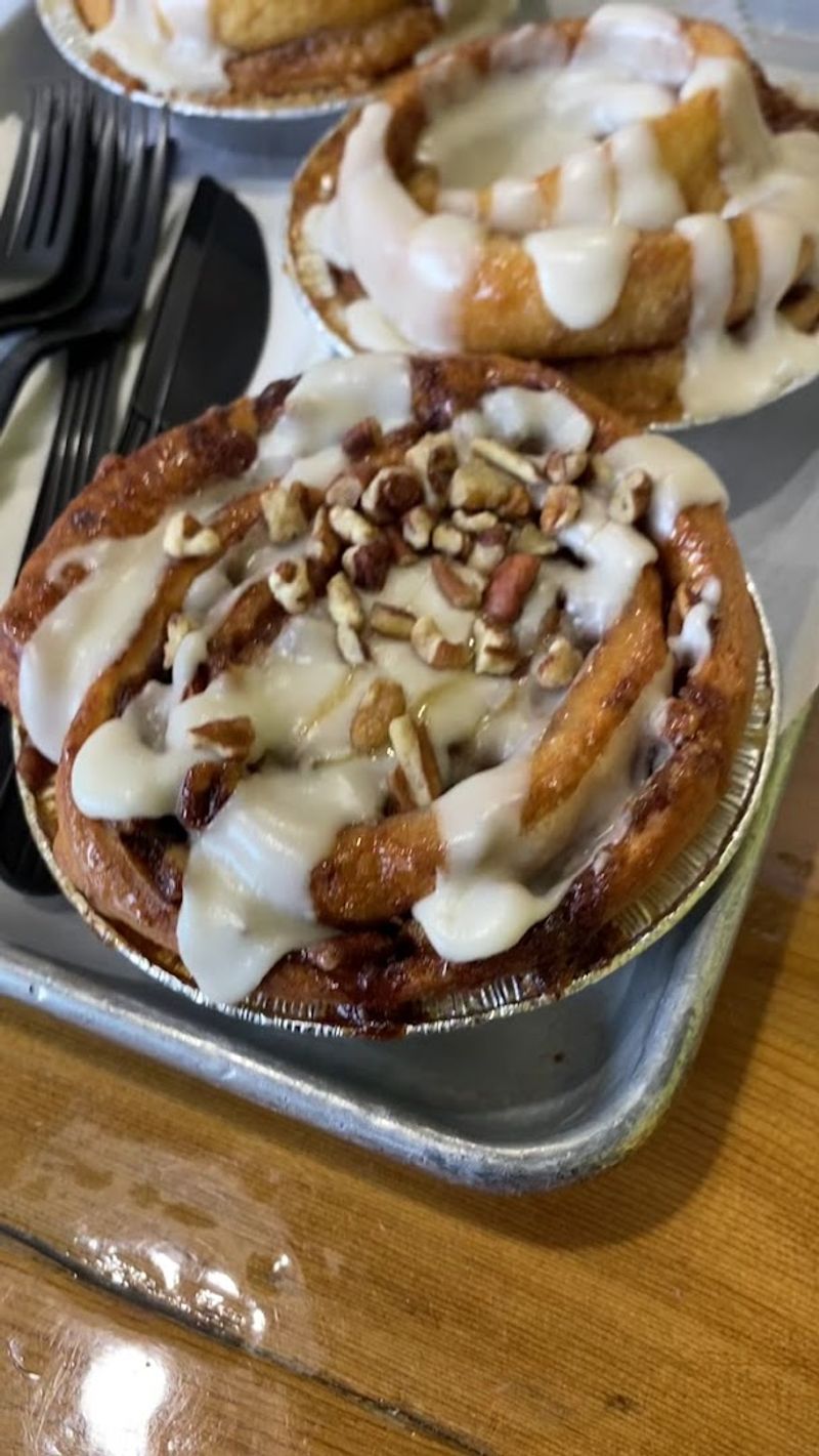 The Cinnamon Rolls Are Genuinely Unforgettable