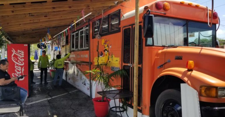 This Florida Food Truck Makes Tacos That Are Totally Worth The Extra Miles