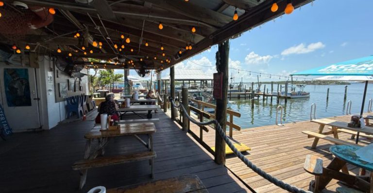 This Florida Gulf Shack Serves Grouper Sandwiches Locals Say Are The Best On The Water