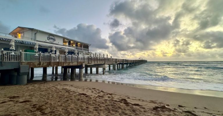 This Florida Pier Restaurant Has Everything From Lobster Benedict To Key Lime Pie
