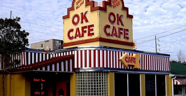 This Georgia Eatery Is Famous For Its Legendary Meatloaf