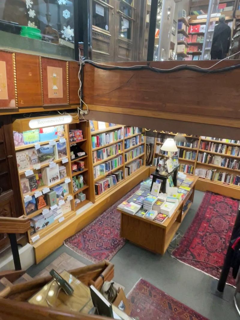 Three Floors of Pure Literary Discovery