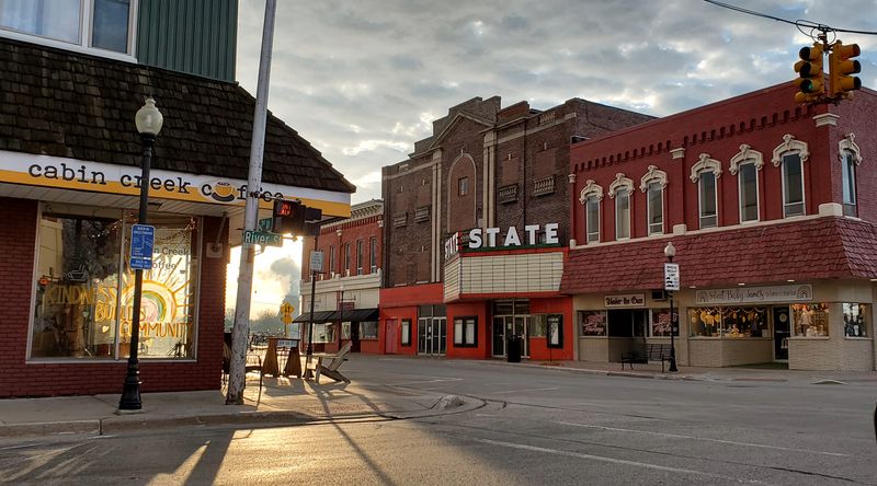 Downtown Strolls Without The Price Tag