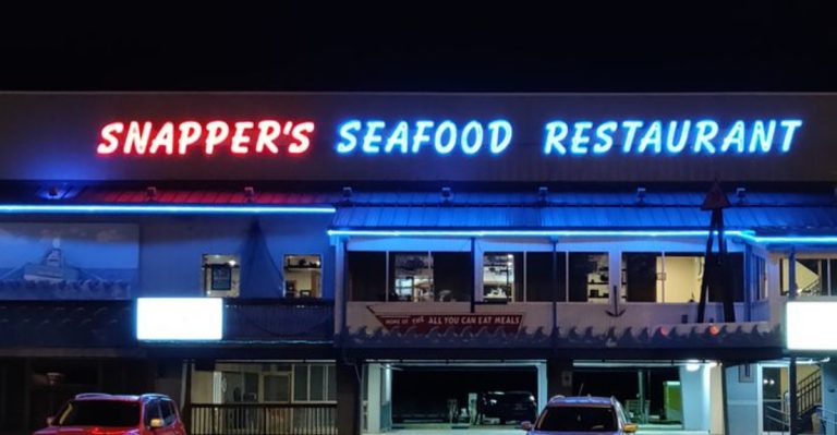 This Gulf Coast Mississippi Spot Offers A Legendary All-You-Can-Eat Seafood Feast
