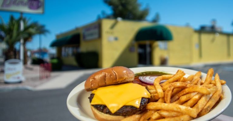 This Hidden Arizona Spot Will Serve You The Best Roast Beef Of Your Life